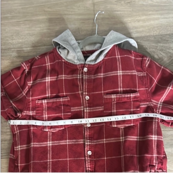 PacSun Red and Gray Plaid Button Down Hoodie Size Large - Picture 6 of 8